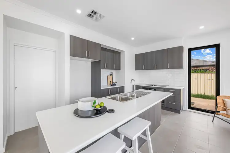 Fifth view of Homely house listing, 1/550 Ontario Avenue, Mildura VIC 3500