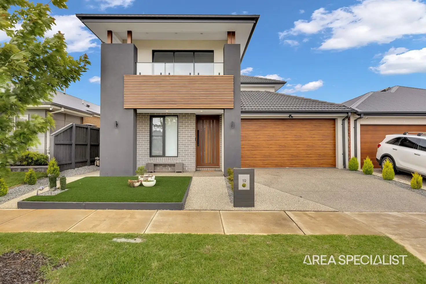 Main view of Homely house listing, 19 Eskdale Street, Werribee VIC 3030