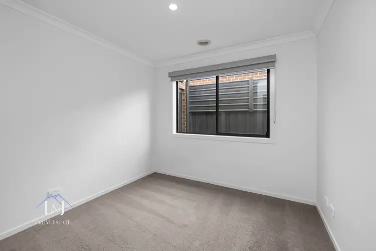 Fifth view of Homely house listing, 10 LANDRACE WAY, Clyde North VIC 3978