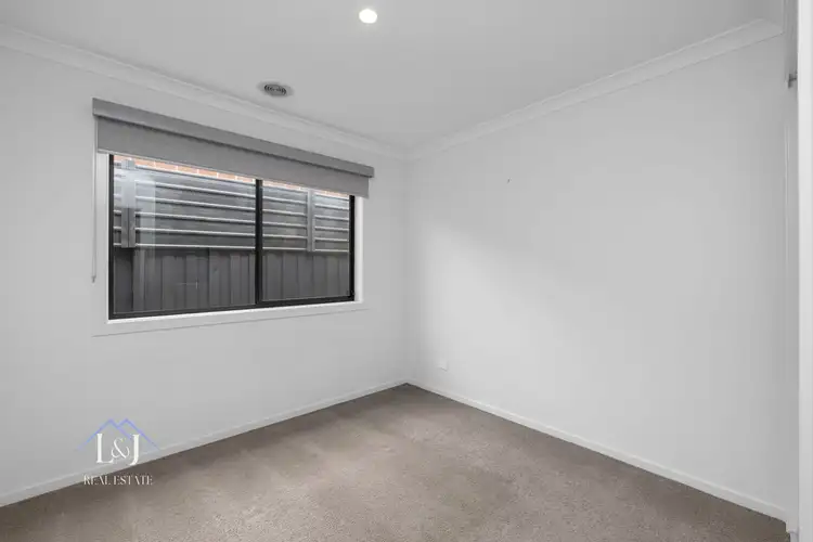 Sixth view of Homely house listing, 10 LANDRACE WAY, Clyde North VIC 3978