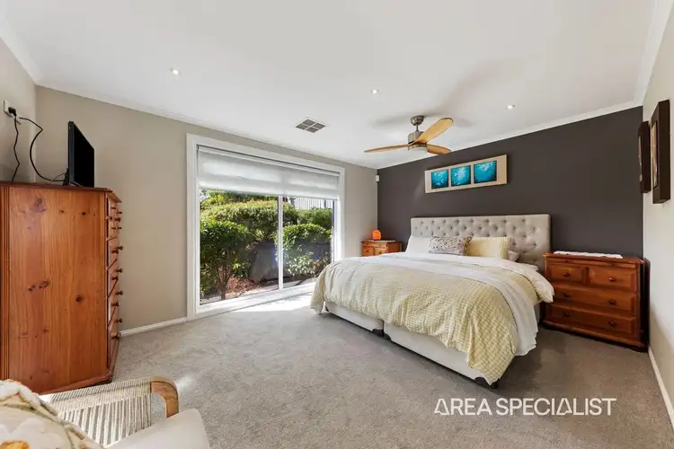 Fifth view of Homely house listing, 10 Settlers Hill Rise, Pakenham VIC 3810