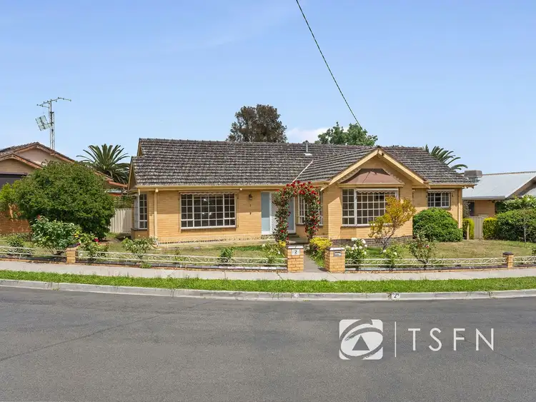 2 McMillan Street, Kennington VIC 3550