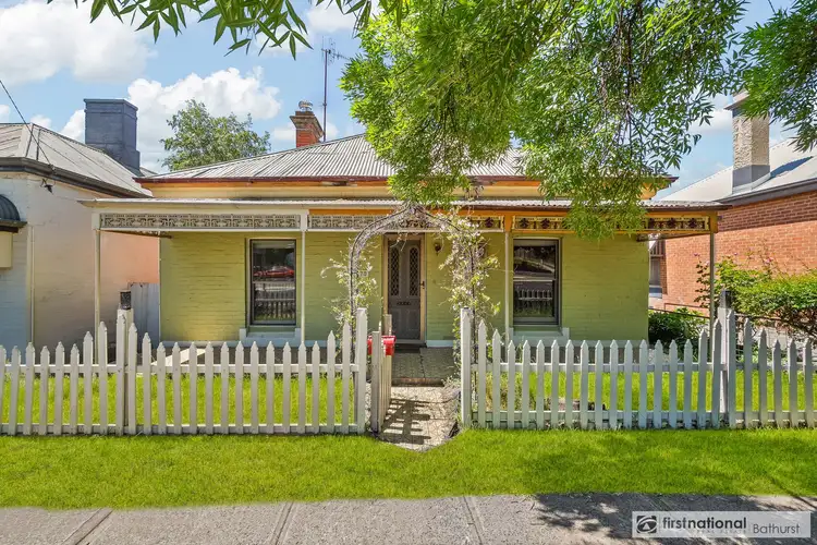 170 STEWART STREET, Bathurst NSW 2795