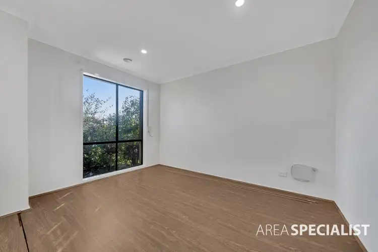 Fourth view of Homely house listing, 1 Michaelia Close, Cranbourne West VIC 3977