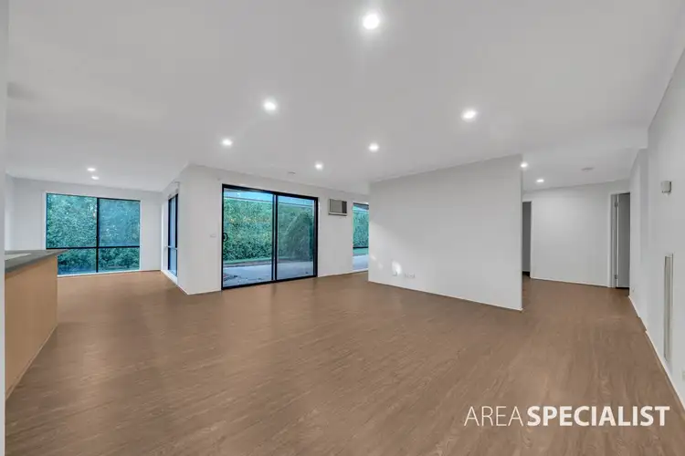 Fifth view of Homely house listing, 1 Michaelia Close, Cranbourne West VIC 3977