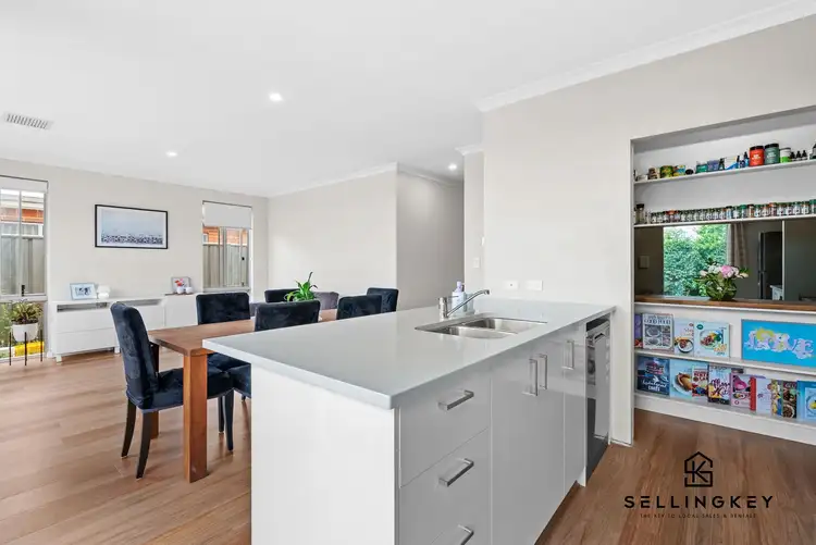 Sixth view of Homely house listing, 8 WOODLOES STREET, Piara Waters WA 6112