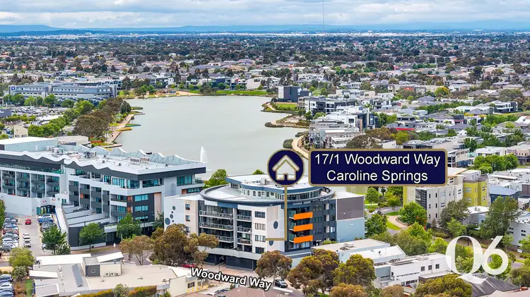 17/1 Woodward Way, Caroline Springs VIC 3023