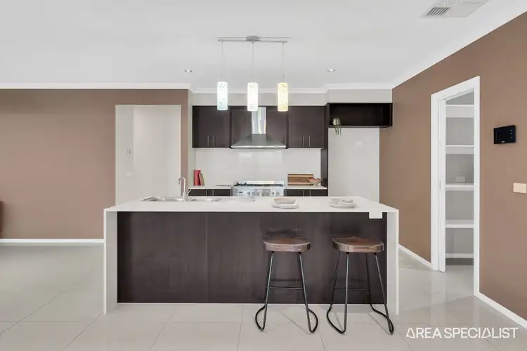 Sixth view of Homely house listing, 2 Crepe Myrtle Close, Harkness VIC 3337