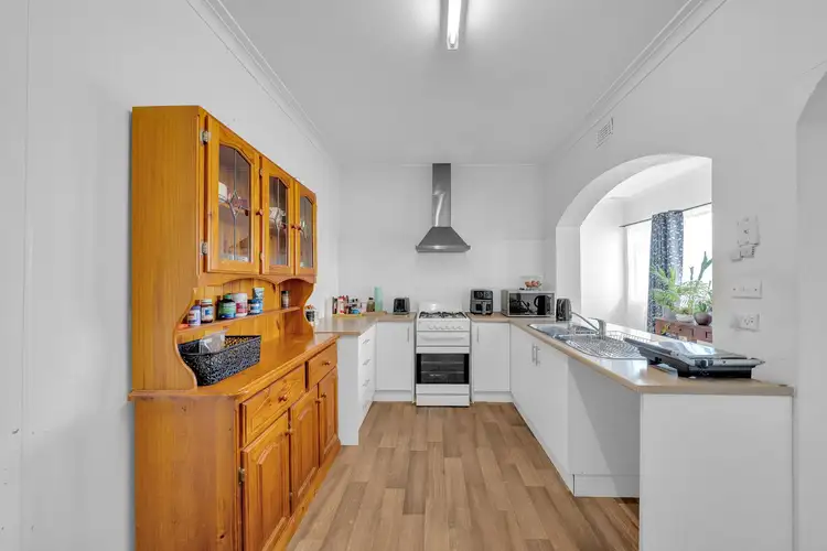 Sixth view of Homely house listing, 60 Ivanhoe Avenue, St Albans VIC 3021