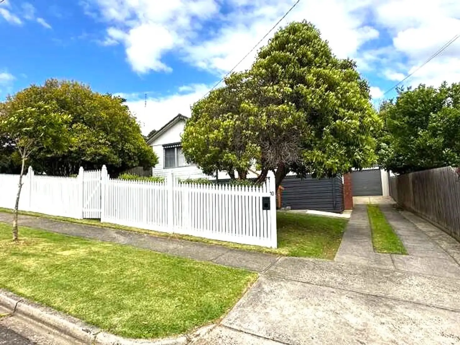 Main view of Homely house listing, 10 HENSHALL STREET, Warragul VIC 3820