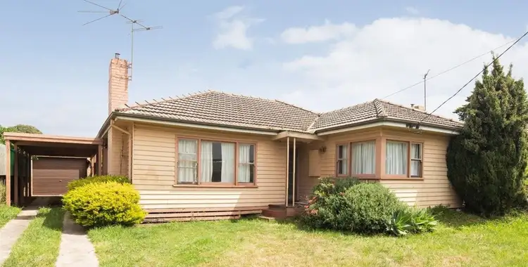 16 Young St, Springvale VIC 3171