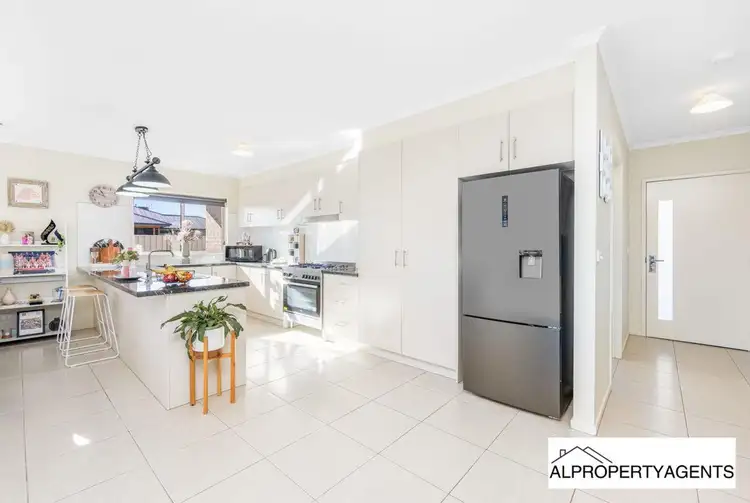 Fourth view of Homely house listing, 2 Stephens Street, Horsham VIC 3400