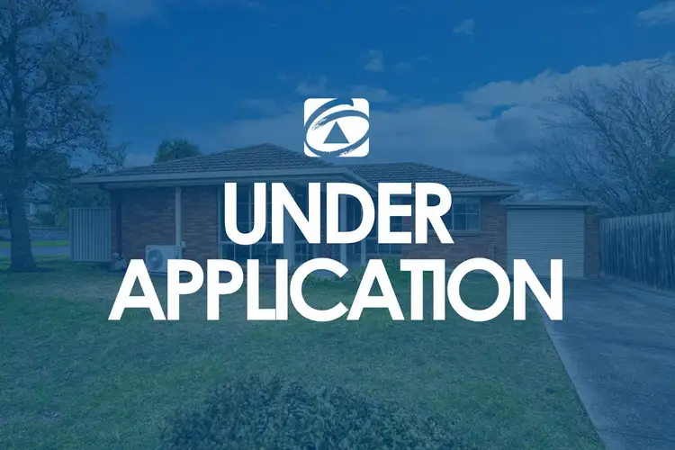 1/42 Strathavan Drive, Berwick VIC 3806