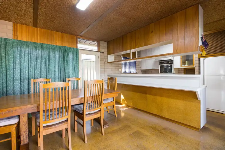 111 Pasadena Grove, Mildura VIC 3500