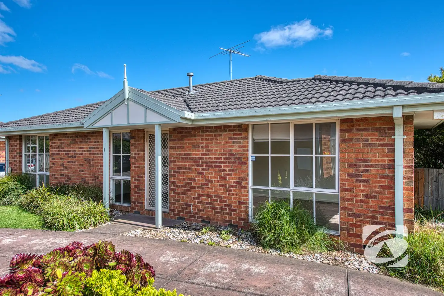 Main view of Homely unit listing, 1/25-27 Madison Avenue, Narre Warren VIC 3805