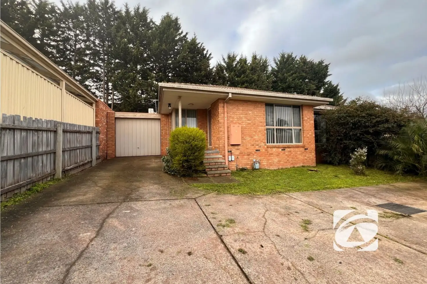 Main view of Homely unit listing, 2/20 Temby Close, Endeavour Hills VIC 3802