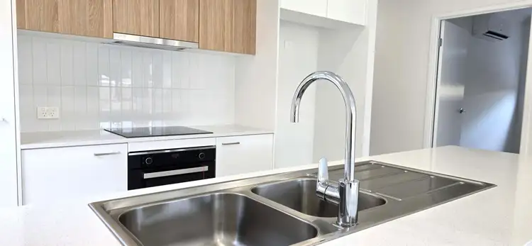 4 Barbeth Road, Greenbank QLD 4124