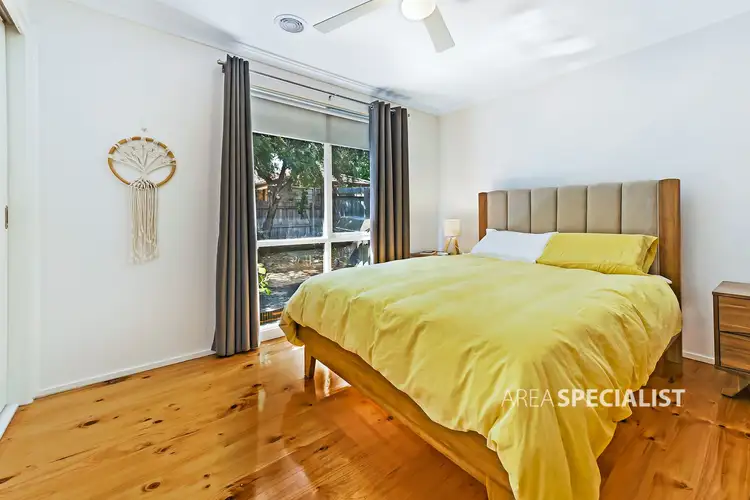 Fifth view of Homely unit listing, 2/2 Haughton Court, Hampton Park VIC 3976