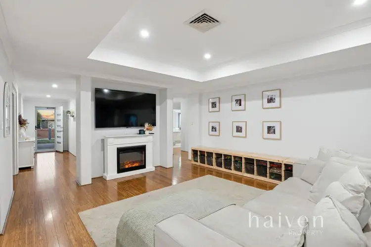 19 Cozens Road, Tapping WA 6065