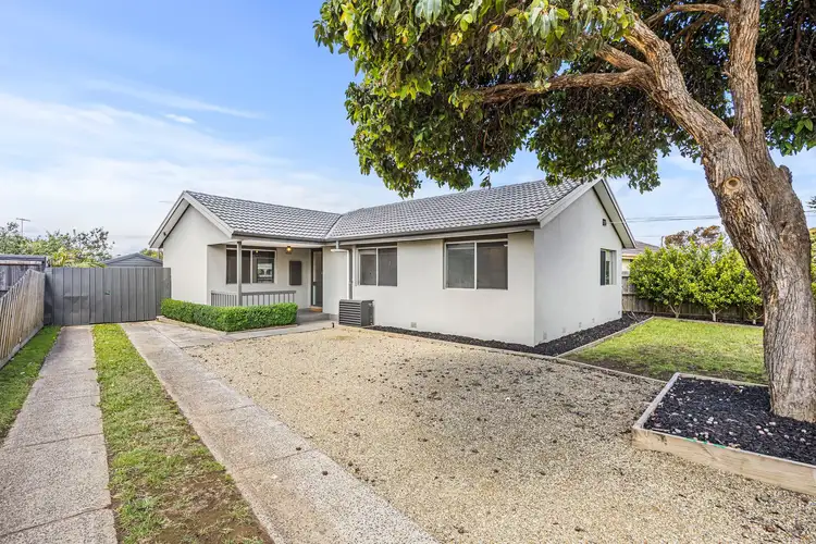 44 Toora Drive