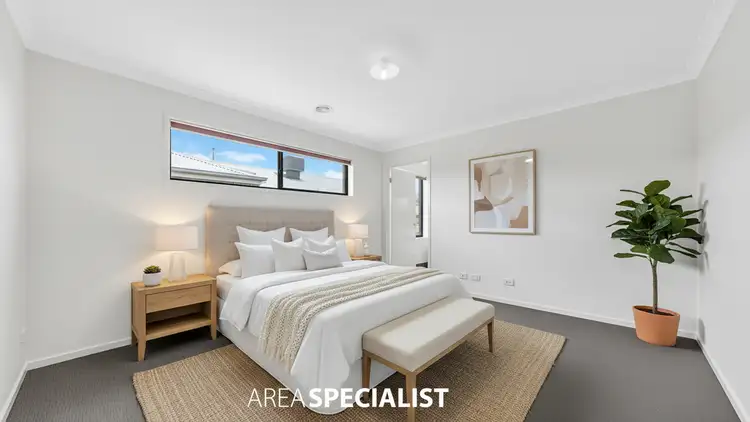 Fourth view of Homely house listing, 8 Onyx Crescent, Officer VIC 3809