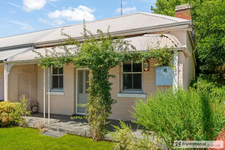 14 Henry Street, Bathurst NSW 2795