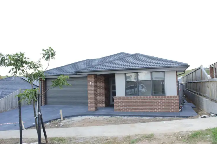 4 Savoy Street, Warragul VIC 3820