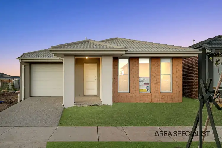 16 Carriage Drive, Fraser Rise VIC 3336