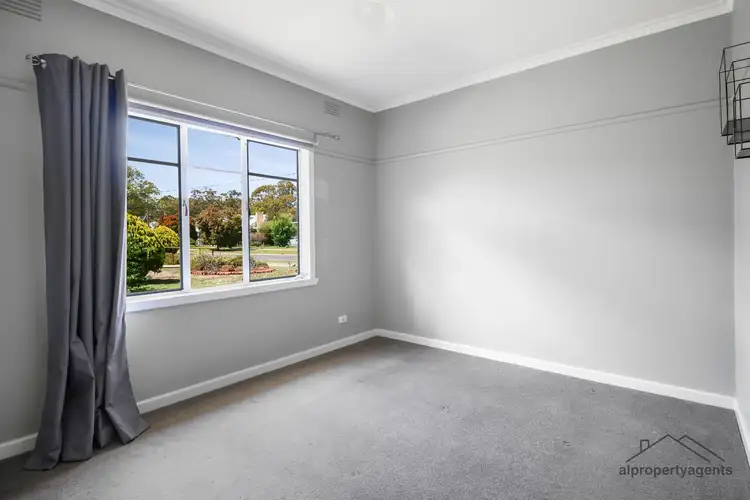 Sixth view of Homely house listing, 1 Alamein Avenue, Warracknabeal VIC 3393