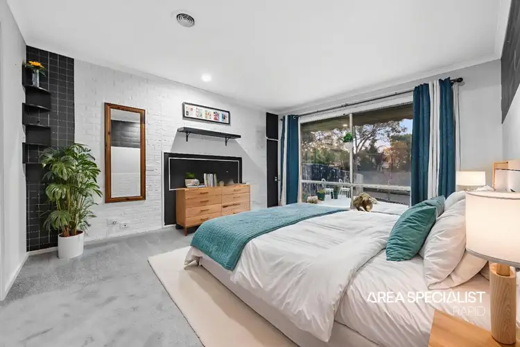 Fifth view of Homely house listing, 32 Dutton Close, Lynbrook VIC 3975