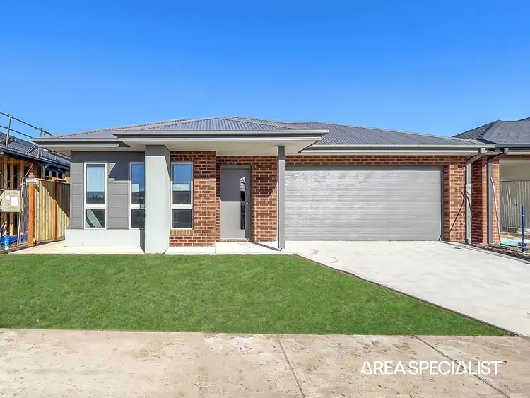 12 Saltcoats Road, Clyde North VIC 3978