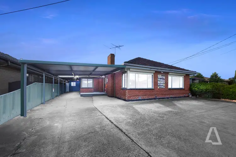 12 Obrien Drive, St Albans VIC 3021
