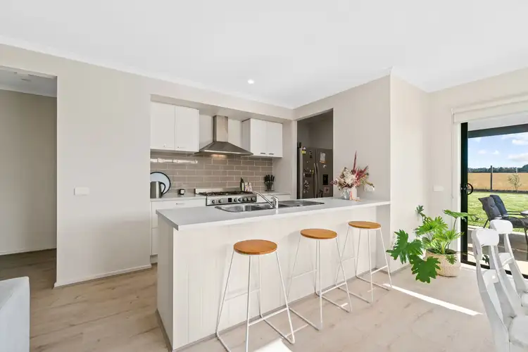 Fourth view of Homely house listing, 21 Madsen Avenue, Traralgon VIC 3844