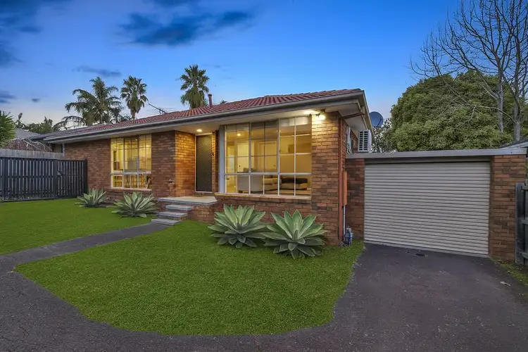 2/46 Arthur Phillip Drive, Endeavour Hills VIC 3802