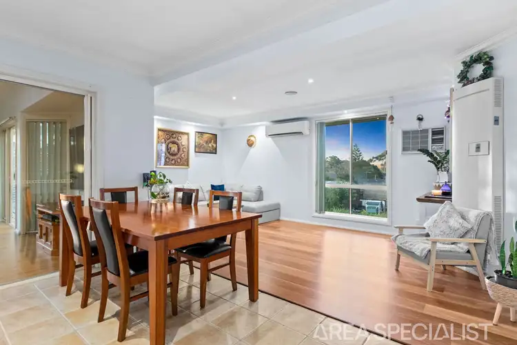 Fifth view of Homely house listing, 15 Grasswren Close, Langwarrin VIC 3910