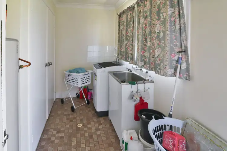 Sixth view of Homely block of units listing, 25 Potter Parade, Glen Innes NSW 2370