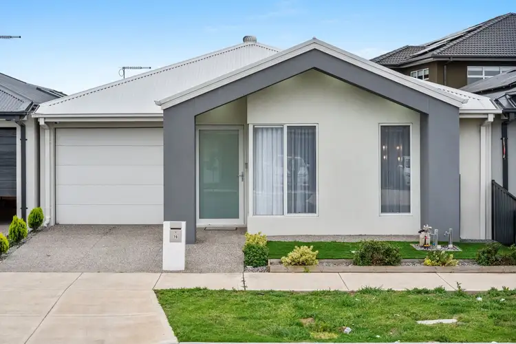 70 Darwinia Drive, Mickleham VIC 3064