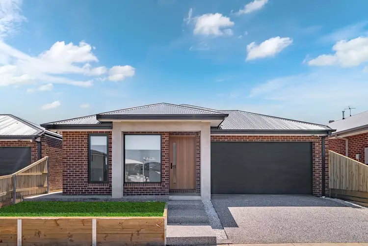 33 Alice Avenue, Mickleham VIC 3064