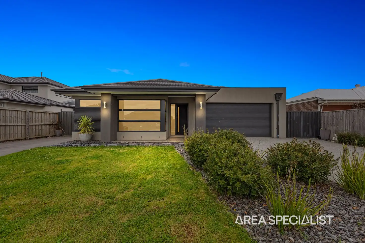 Main view of Homely house listing, 6 Dragonfly Court, Koo Wee Rup VIC 3981