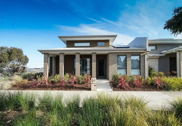 16/7 Cyan Crescent, Officer VIC 3809