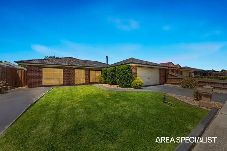 18 Bailey Boulevard, Koo Wee Rup VIC 3981