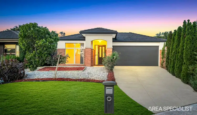 12 Yellow Gum Way, Manor Lakes VIC 3024