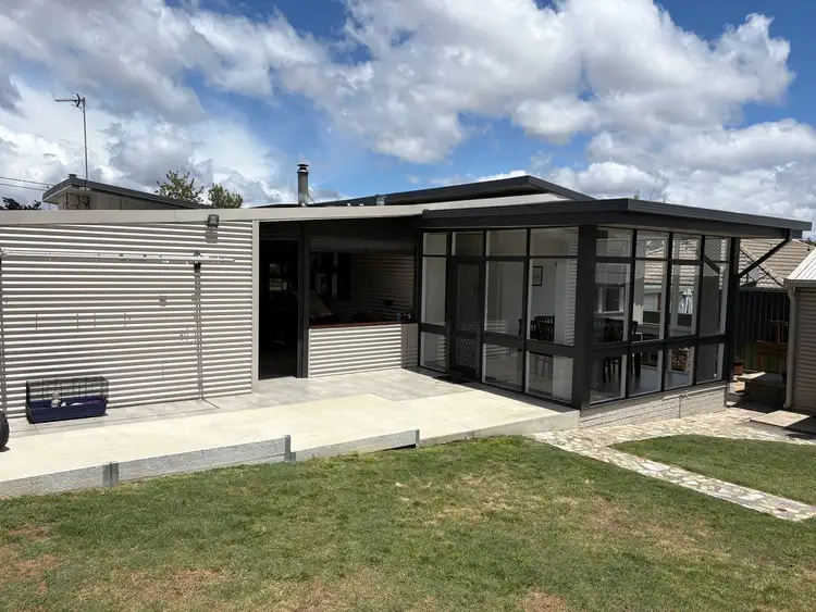 Seventh view of Homely house listing, 5 Leonard Avenue, Flora Hill VIC 3550