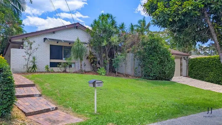 20 Glen Frew Street, Kenmore QLD 4069