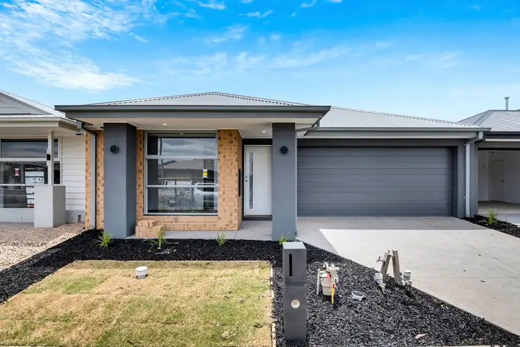 21 Whiteside Street, Beveridge VIC 3753
