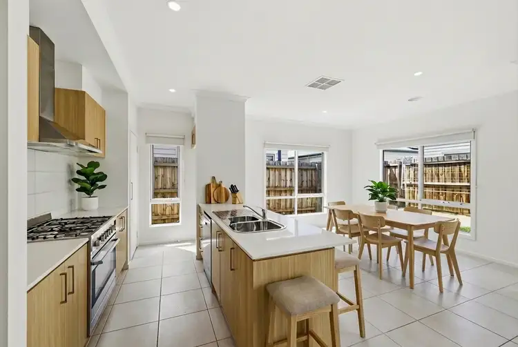 Sixth view of Homely house listing, 24 CROWLANDS CIRCUIT, Eynesbury VIC 3338