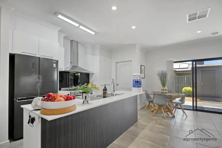 Second view of Homely house listing, 3/15 River Road, Horsham VIC 3400