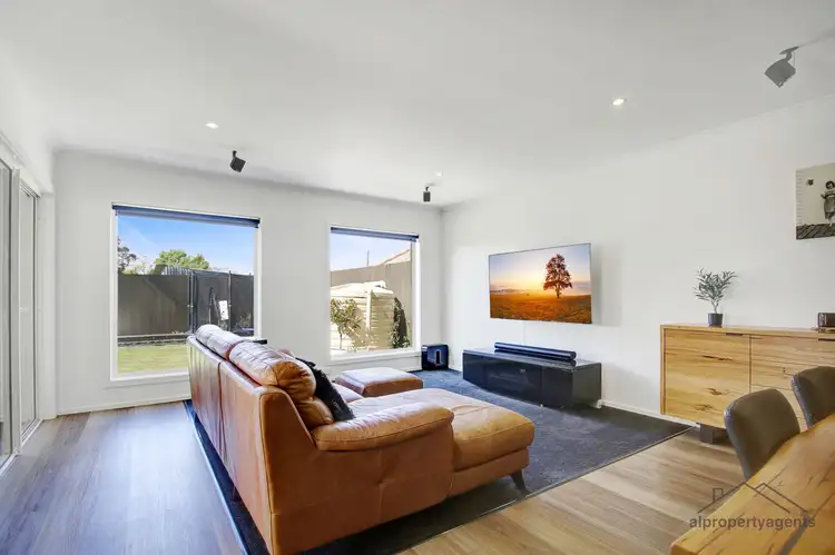 Fifth view of Homely house listing, 10 George Street, Horsham VIC 3400