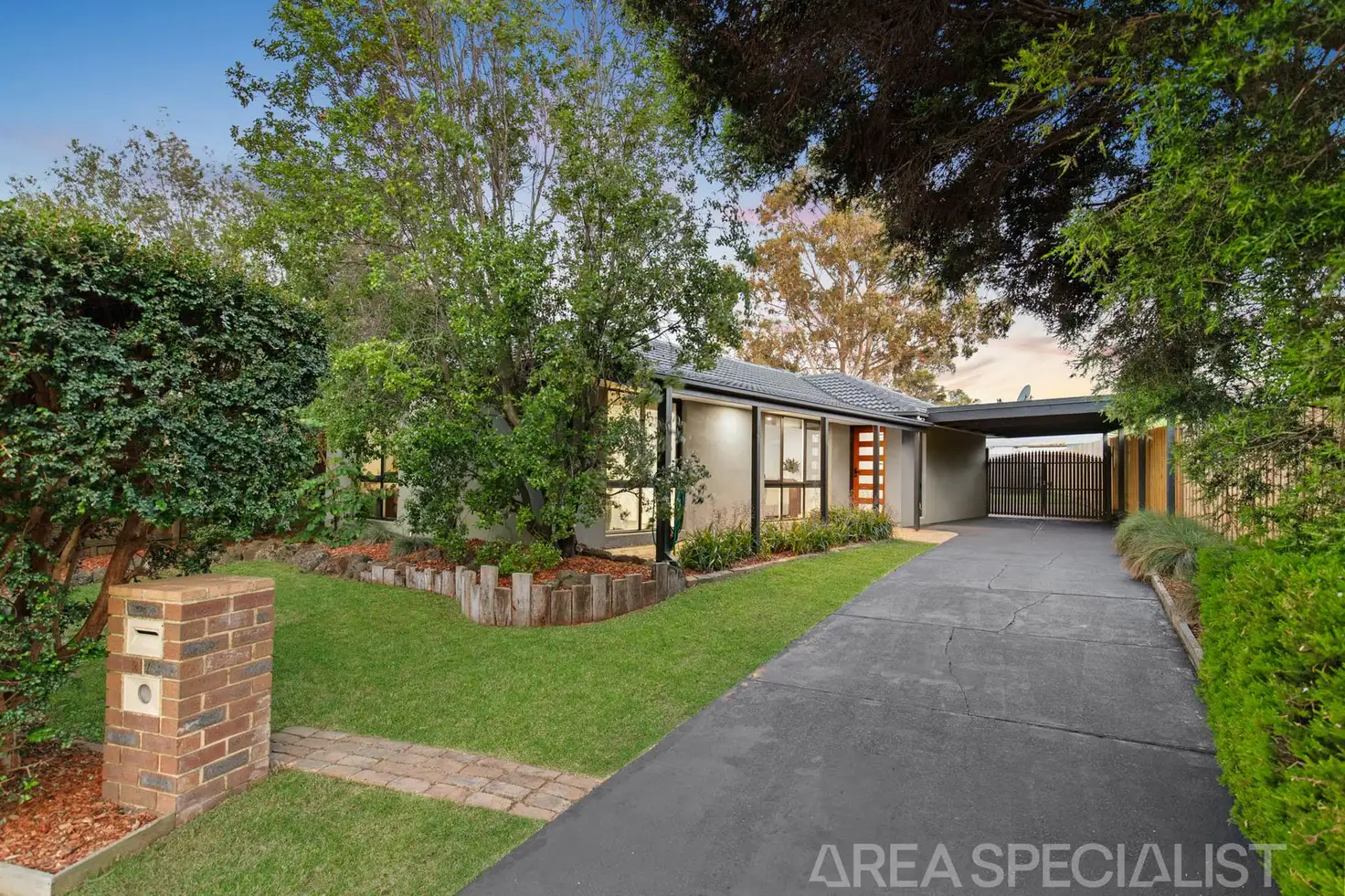 Main view of Homely house listing, 27 Gattinara Drive, Frankston VIC 3199