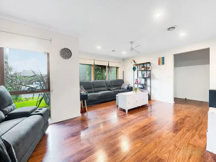 Fifth view of Homely house listing, 6 Caroline Crescent, Cranbourne West VIC 3977